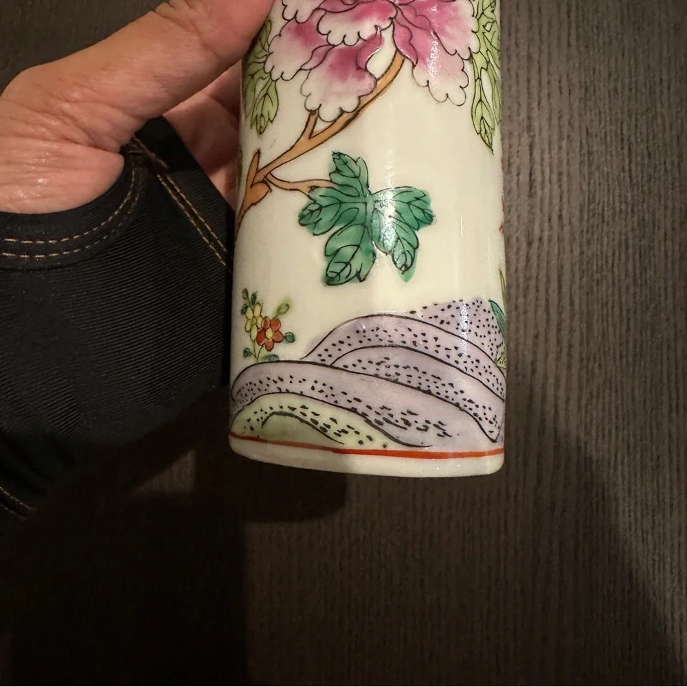 Vintage Oriental Asian Multicolor Artwork Cylindrical Round Vase 8” Tall approx.